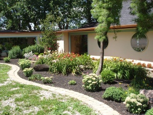Front Gardnes at Riverside